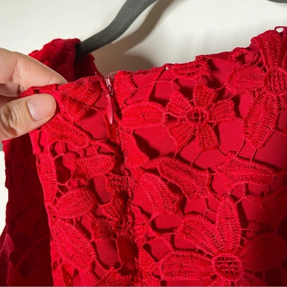Lauren Ralph Lauren Red Floral Lace Sleeveless Sheath Dress Size 12 - Picture 4 of 8